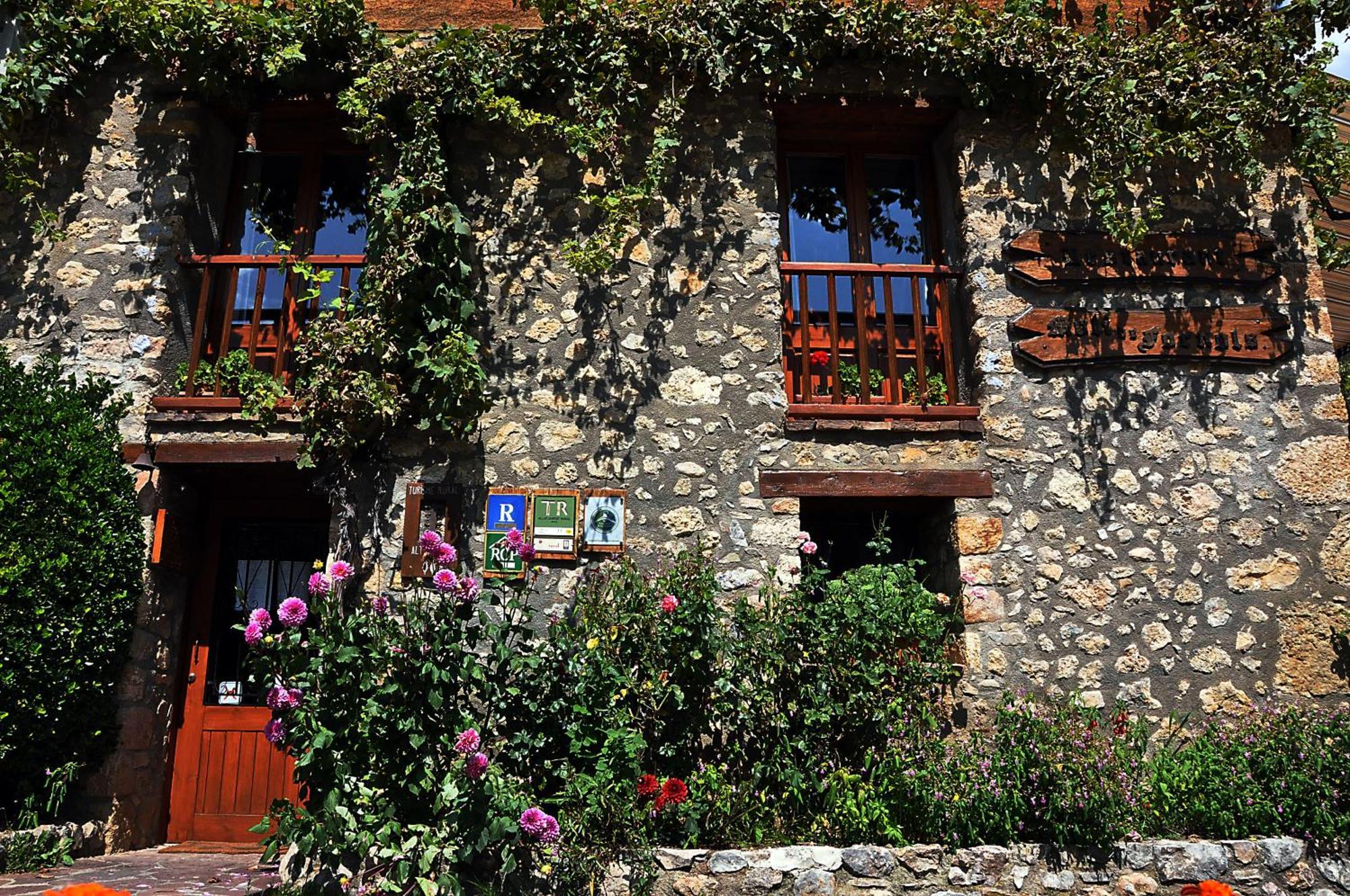 Casa Rural Moli De Fornols Hotel Exterior photo